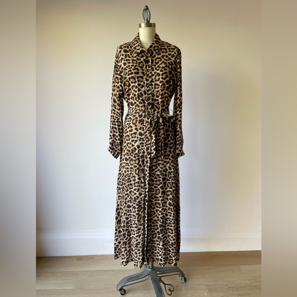 Zara leopard dress 👗 size Large